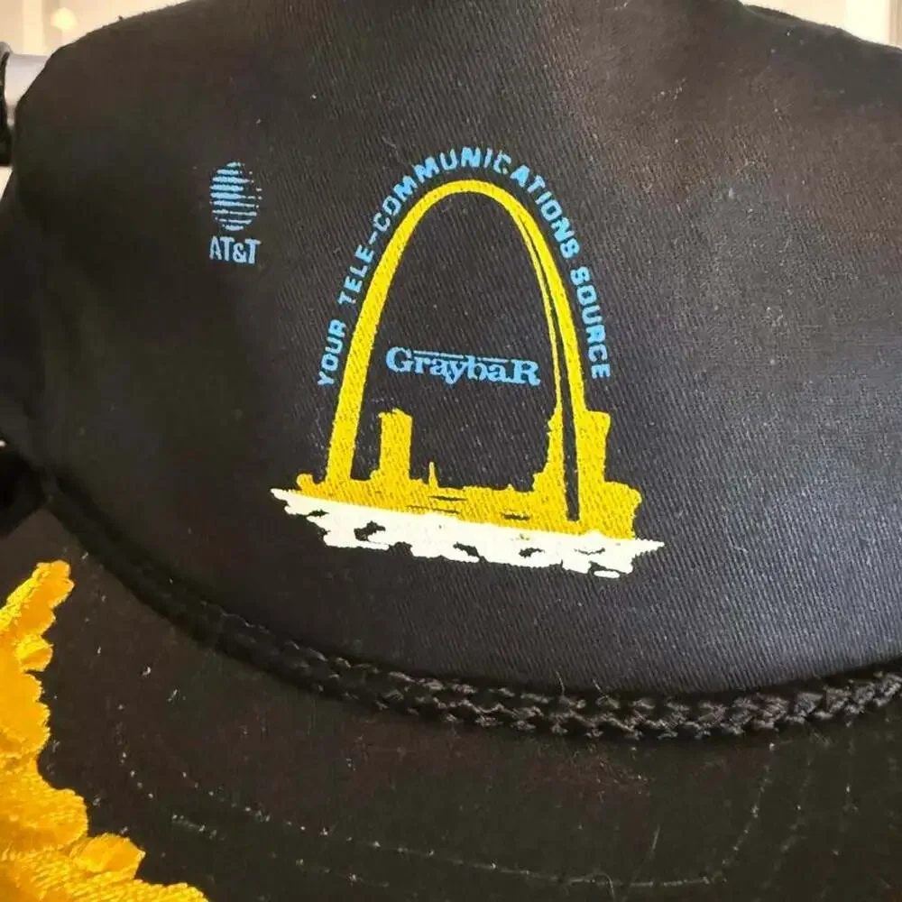 Supreme Vintage Graybar Gateway Arch Snapback Hat